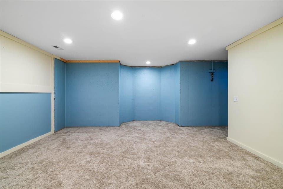 110 Phoenix Boulevard NW, photo 25 of 39