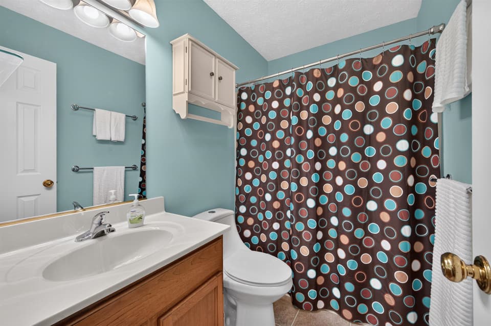 650 Kamran Drive, photo 16 of 40