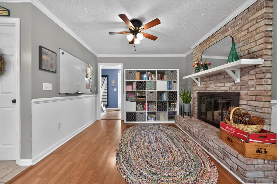 435 Tomahawk Drive, photo 36 of 40