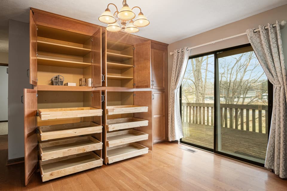 395 Arrowhead Trail, photo 14 of 40