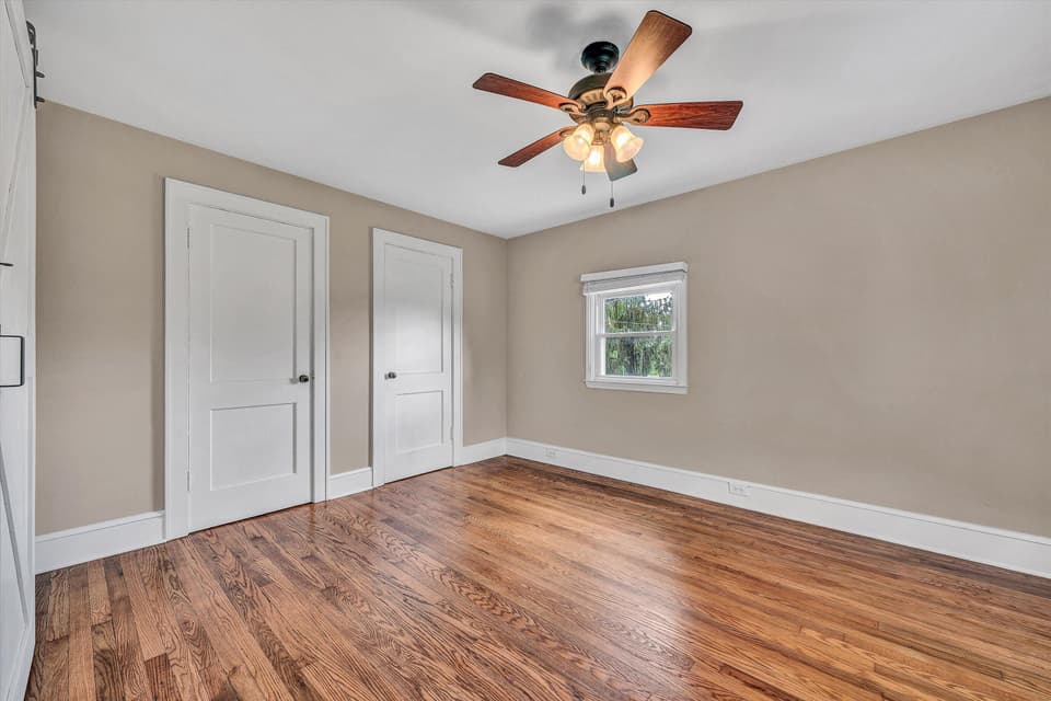 215 S Hill Dr, photo 18 of 37