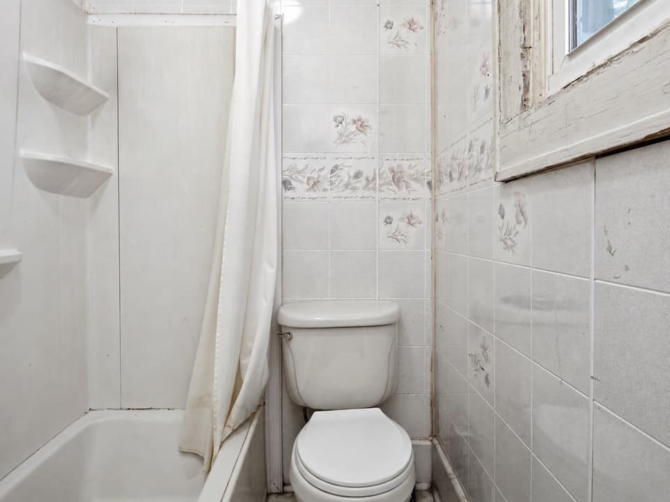 106 Roanoke Street, photo 19 of 24