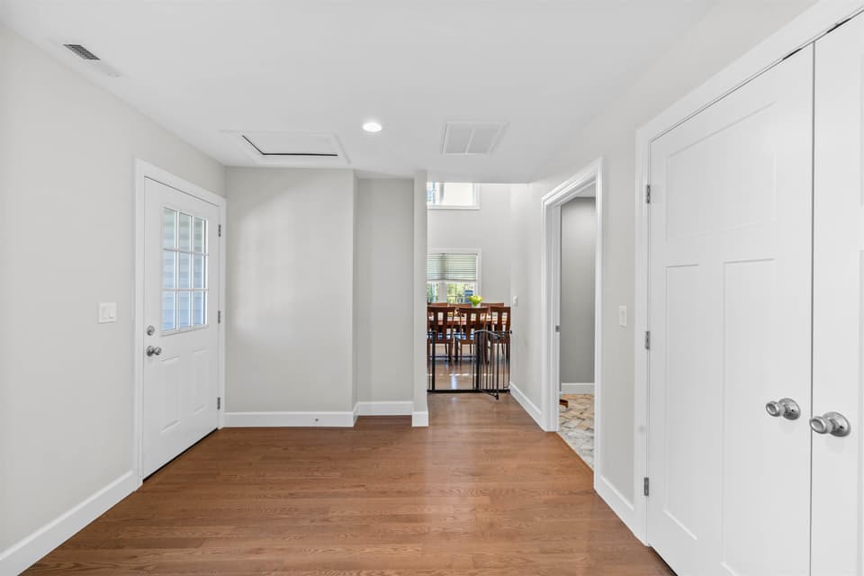 620 Stone Street, photo 24 of 34