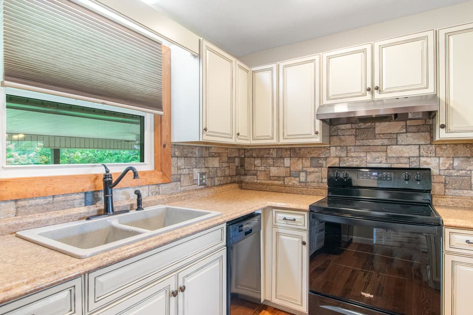 1435 Mud Pike Road, photo 17 of 40