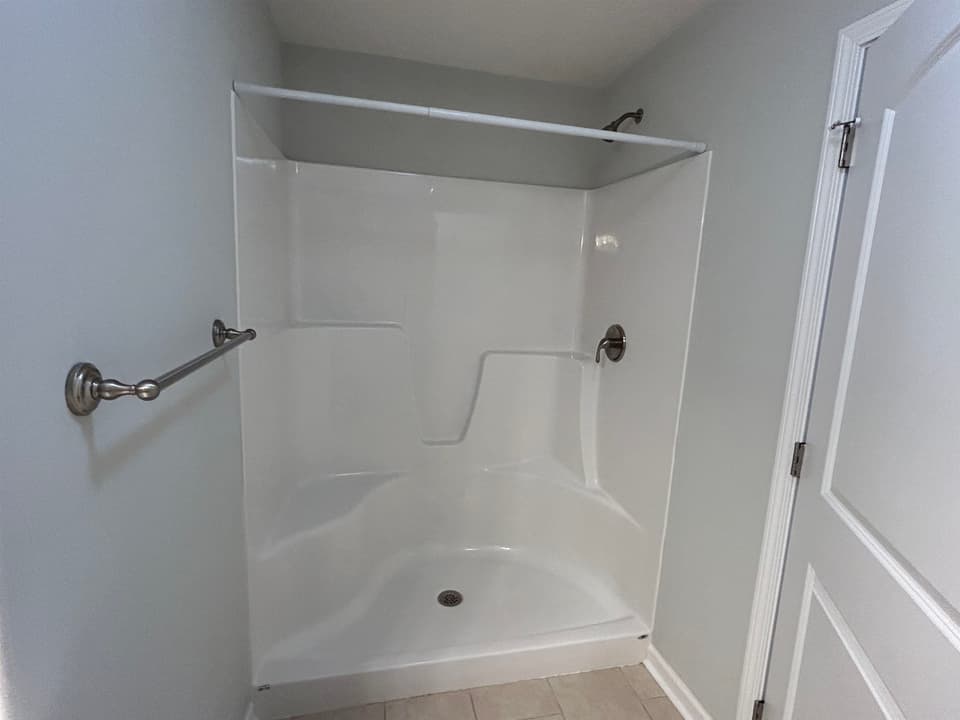 2225 Giles Drive, photo 13 of 23