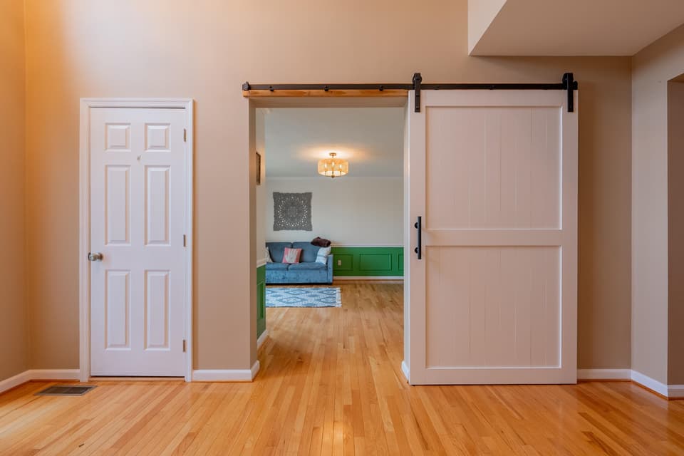 160 Spring Buck Lane, photo 11 of 40
