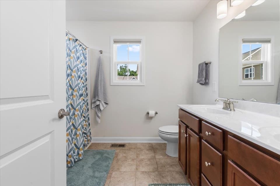 325 John Adams Drive, photo 21 of 40