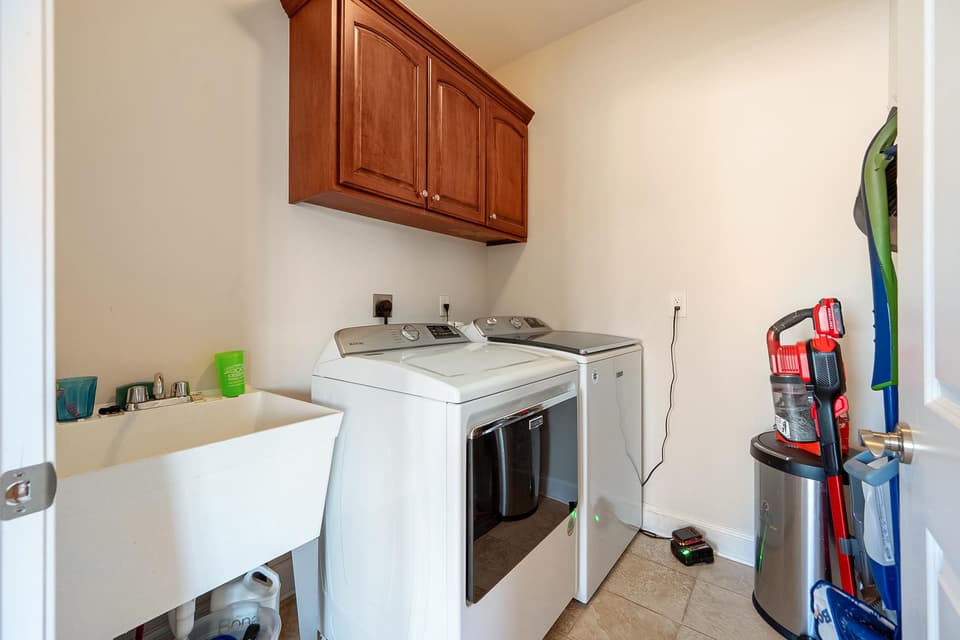 120 Phoenix Boulevard, photo 13 of 40