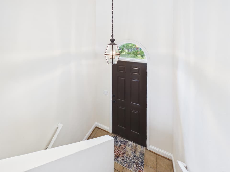 110 Aster Lane, photo 4 of 40
