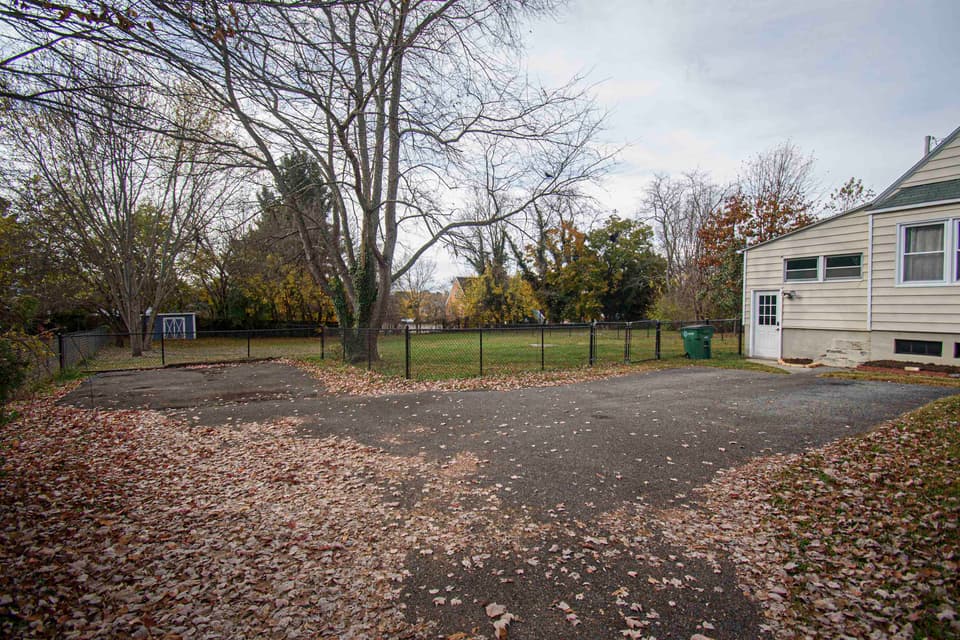 200 Hagan Street, photo 4 of 40