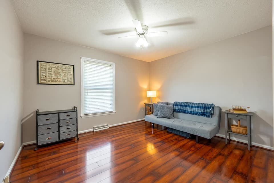 170 Briarwood Drive, photo 21 of 40
