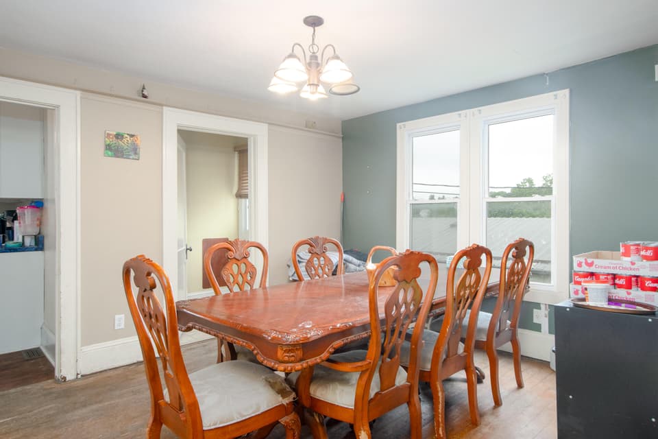 855 E Main St, photo 9 of 35
