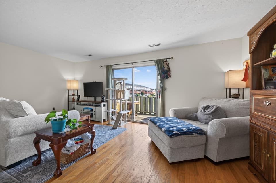 630 Cambria Street NW, photo 10 of 28