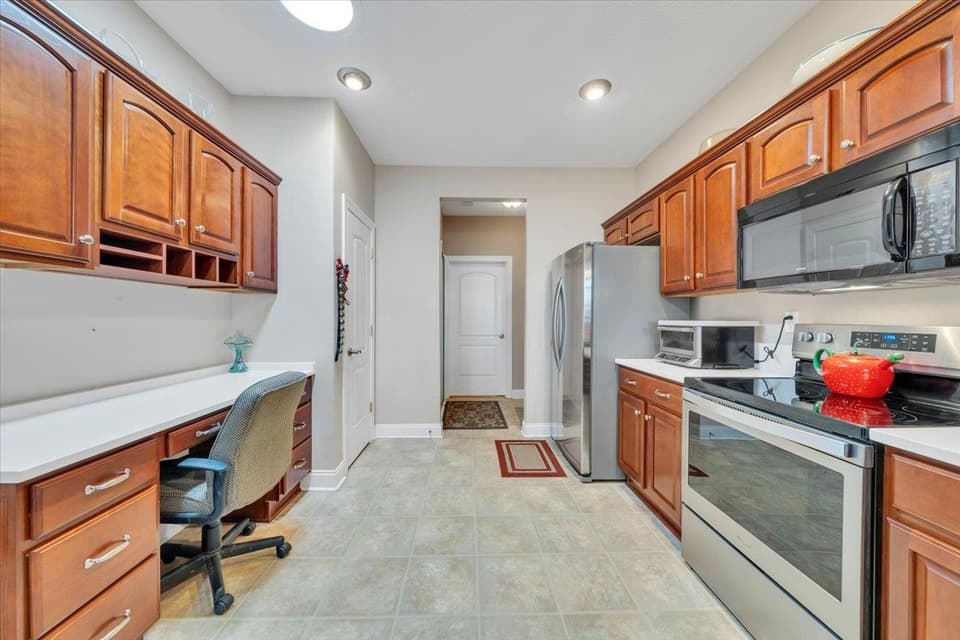 75 Revolution Circle Unit 231, photo 21 of 40
