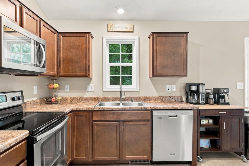 250 John Lemley Lane, photo 11 of 31