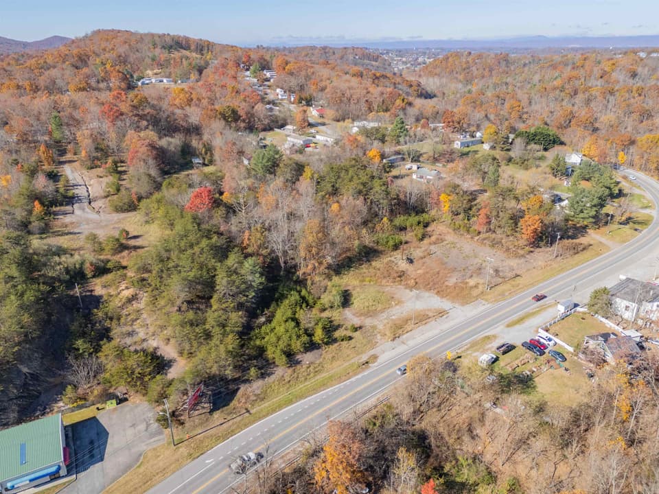 3713 Radford Road, photo 14 of 27