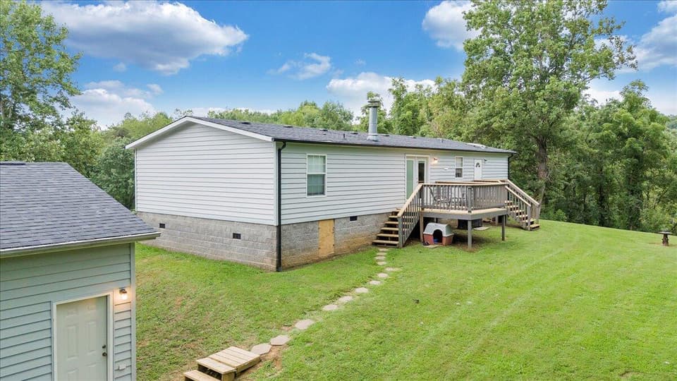 963 Magnolia Ln, photo 10 of 25