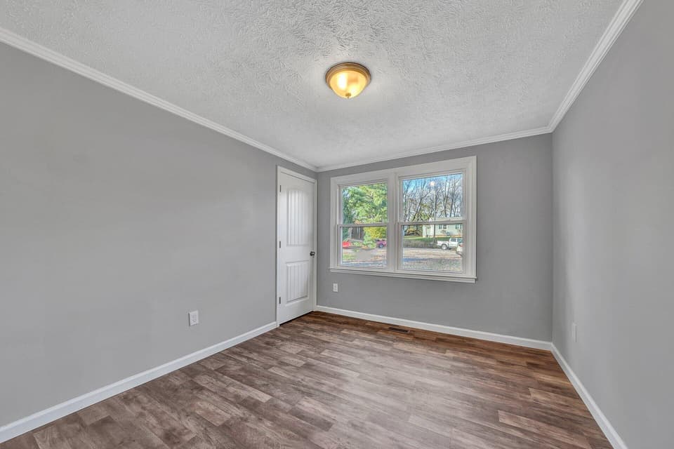 115 Thelma Lane, photo 16 of 29