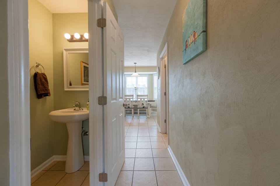 615 Keystone Drive, photo 14 of 40
