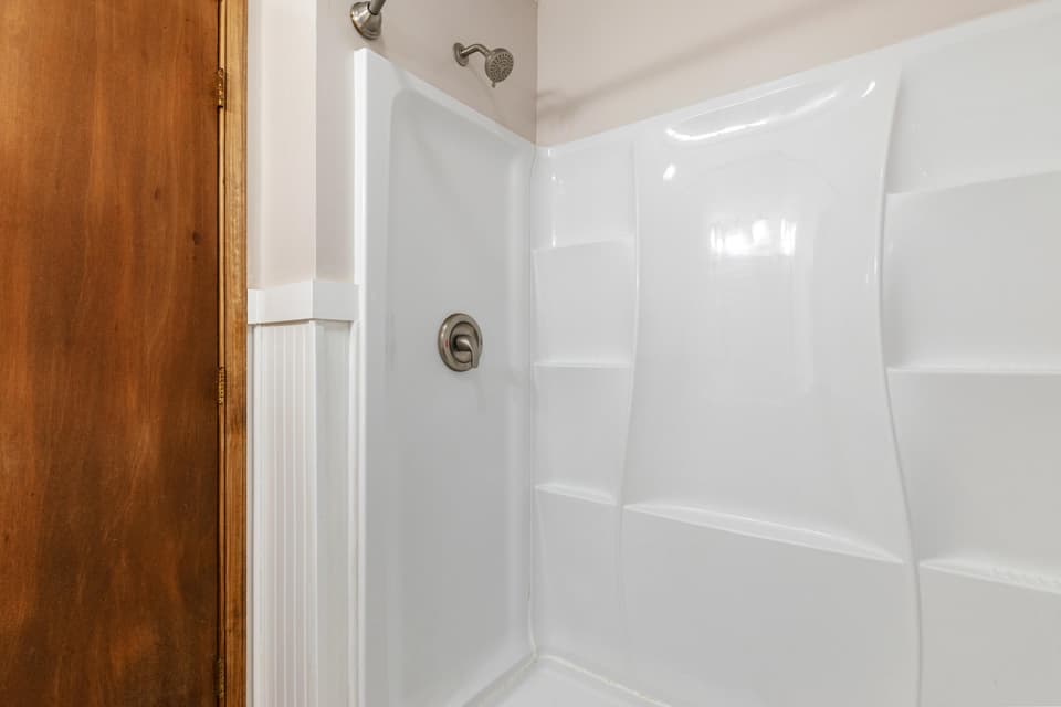 1155 Hans Meadow Road, photo 15 of 34