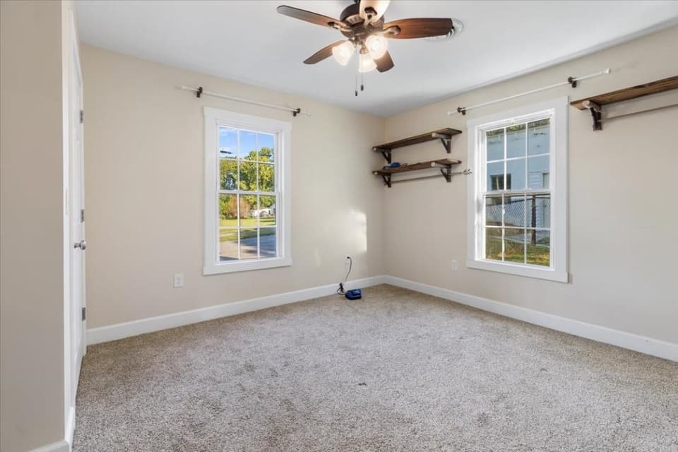 930 Forest Street, photo 14 of 36