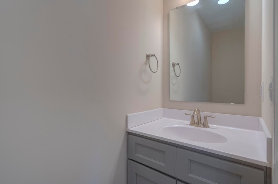 495 School Lane, photo 20 of 40