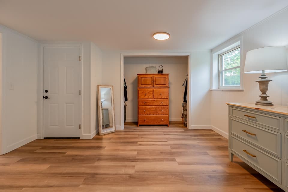 305 Overland Drive, photo 35 of 40