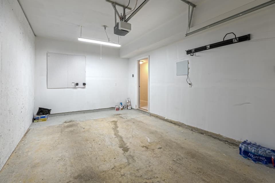 220 Phoenix Boulevard NW, photo 17 of 25