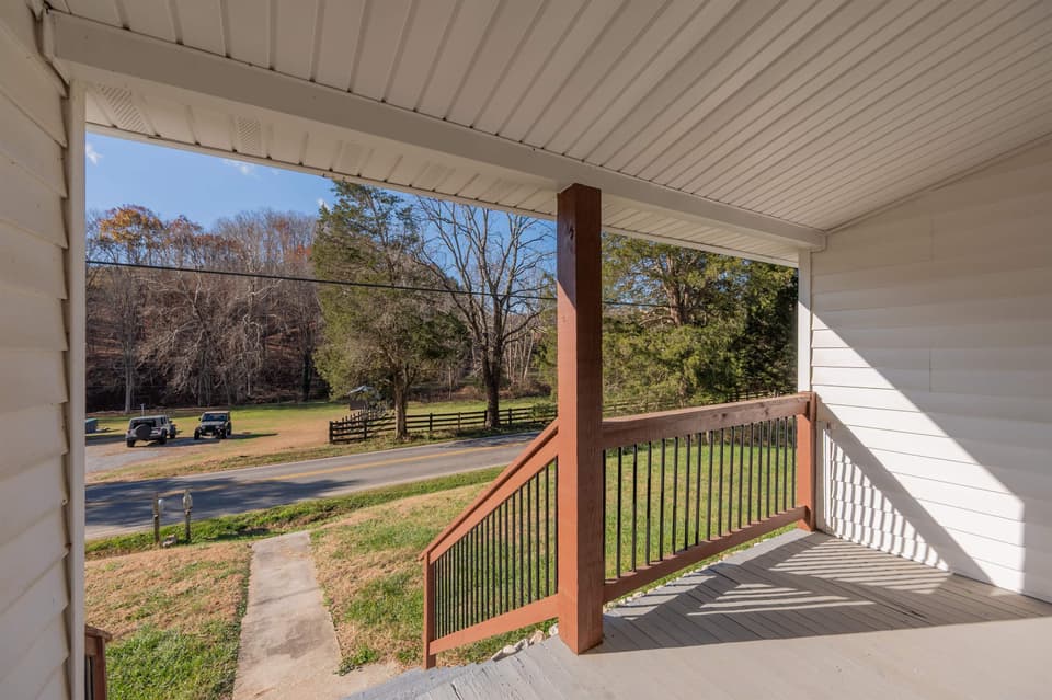 854 Den Hill Road, photo 10 of 40