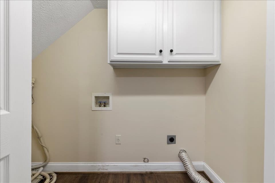 1215 Orange Leaf Court, photo 13 of 40