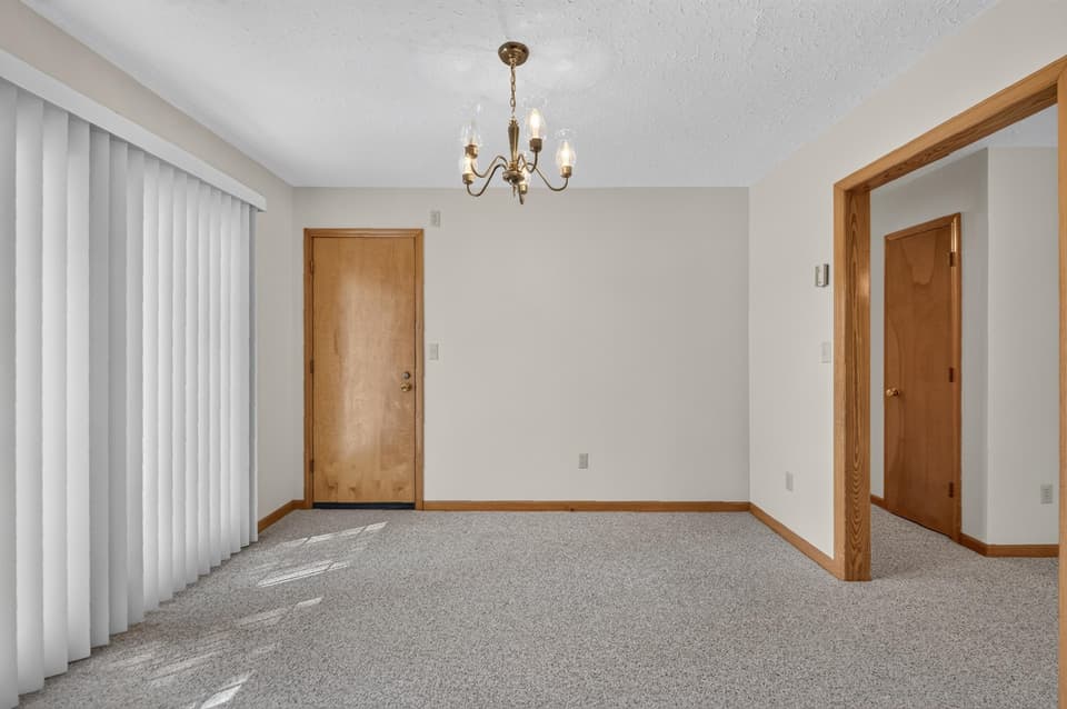 350 Teel Street, photo 29 of 40