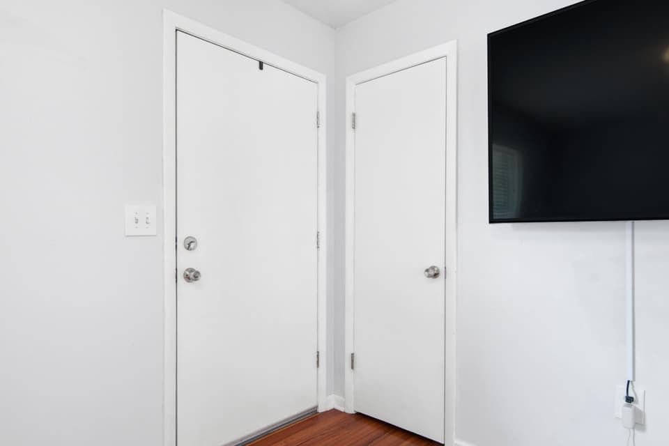 1790 Rainbow Street NE, photo 11 of 40