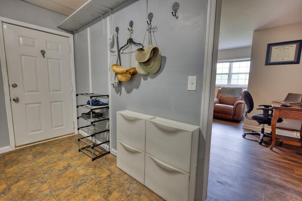 1460 Westview Dr, photo 15 of 30