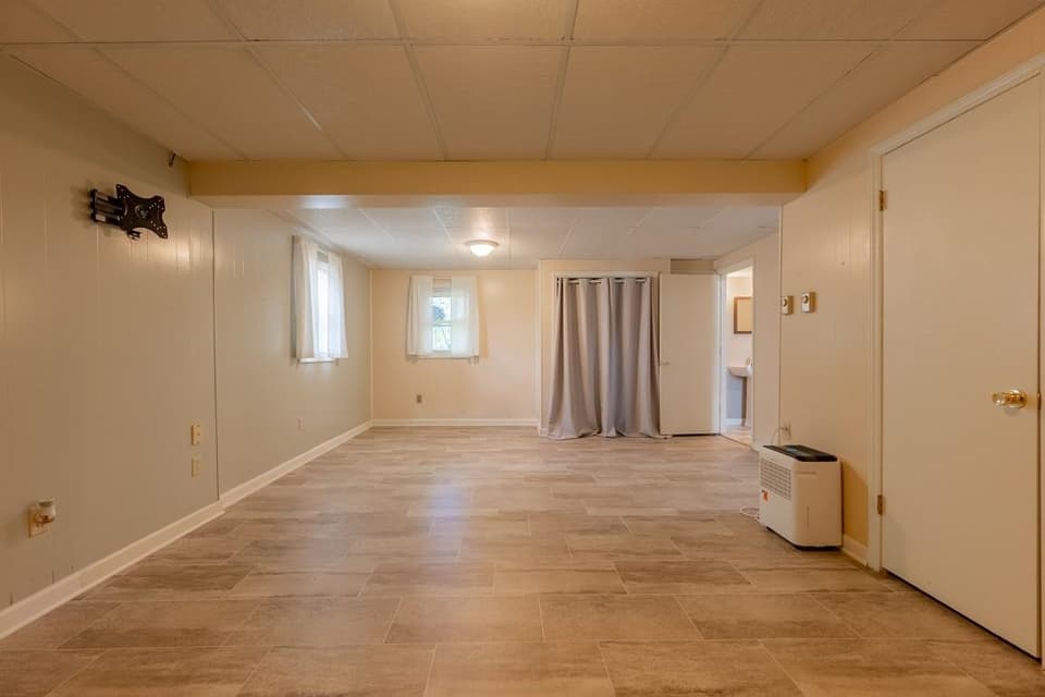 265 Mulberry Drive, photo 37 of 40