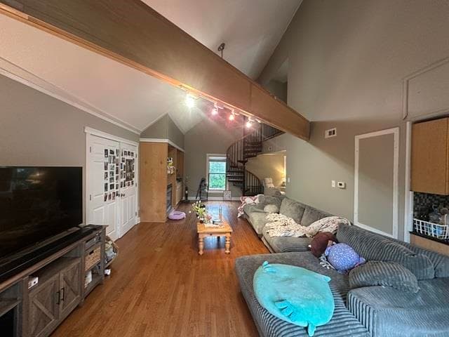 440 Aurora Lane, photo 9 of 37