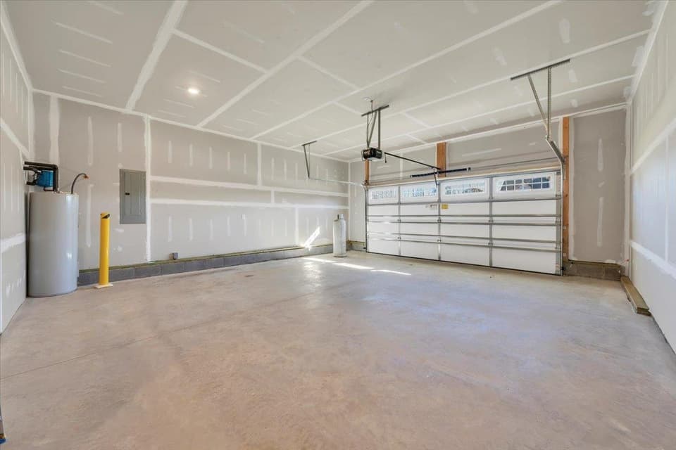 1000 Round Meadow Drive, photo 24 of 24