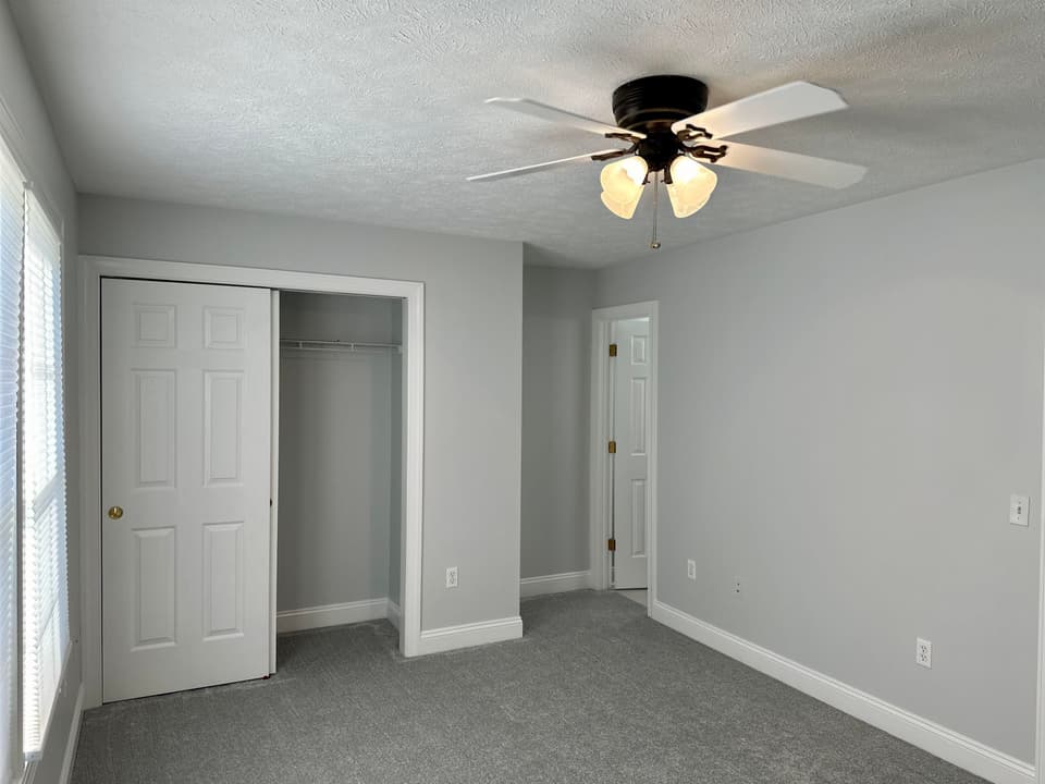 800 Oak Tree Boulevard, photo 35 of 40
