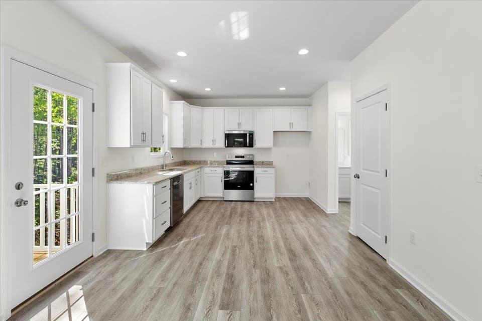 1494 Walnut Ridge Road, photo 10 of 40