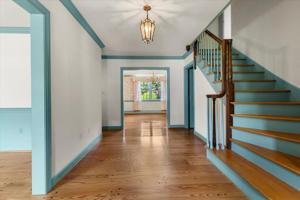 940 Oak Drive, photo 4 of 40