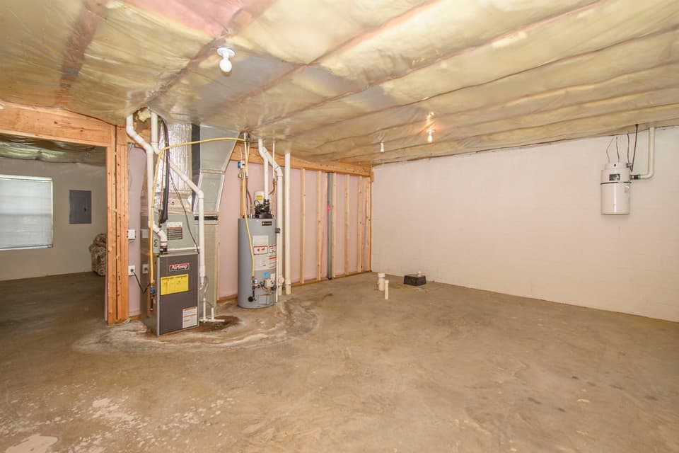 855 Oak Tree Boulevard, photo 23 of 31