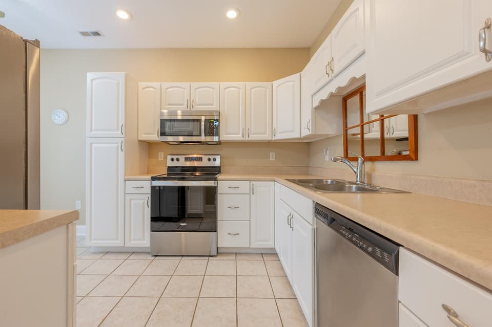 160 Windsong Lane, photo 9 of 40