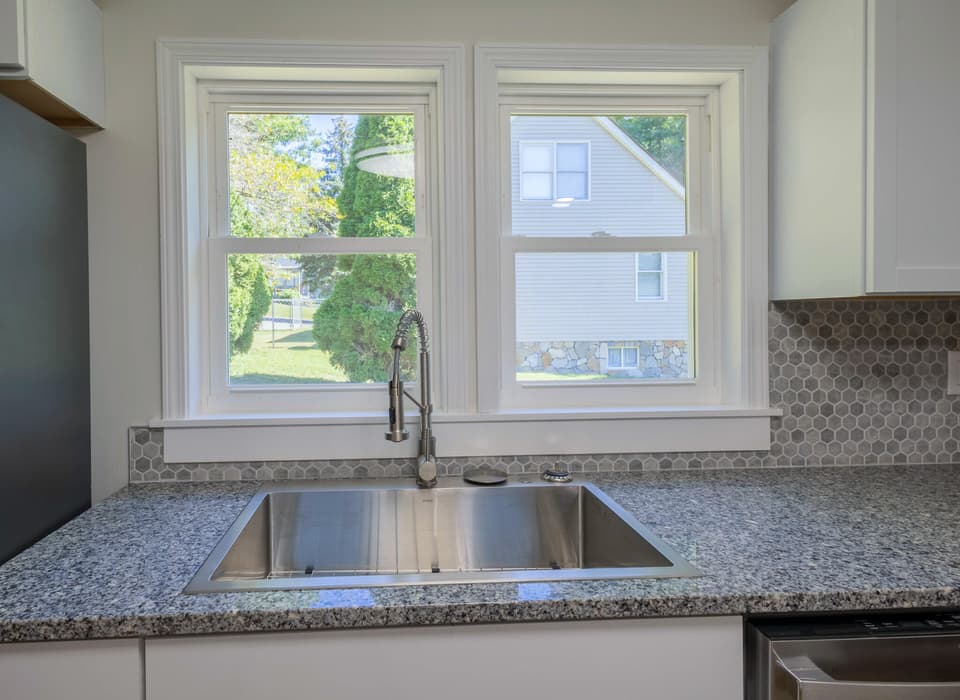 630 School Lane, photo 9 of 33
