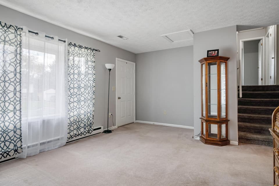 520 Hemlock Street, photo 14 of 40