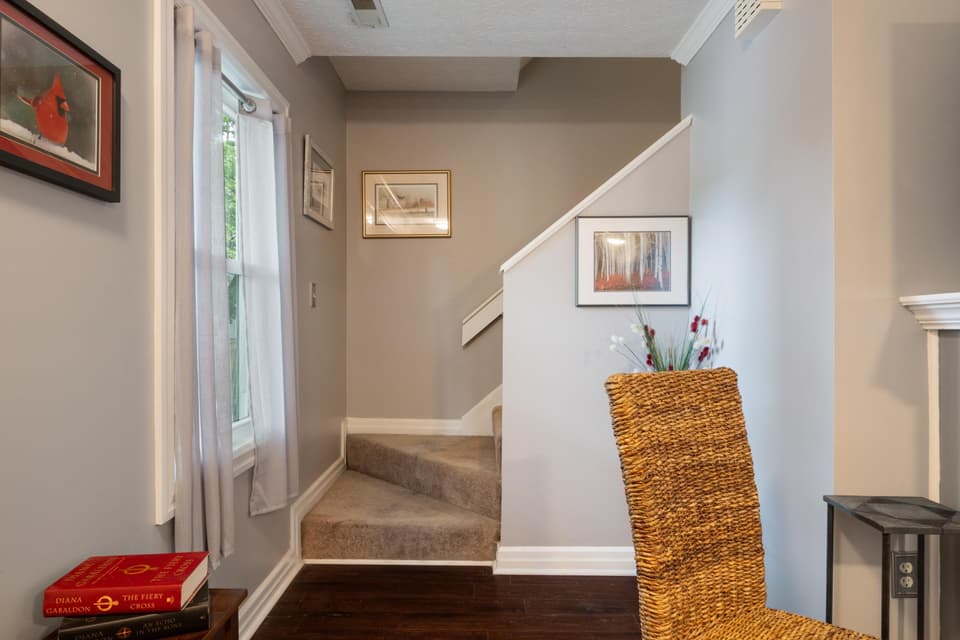 395 Warren Street, photo 17 of 40