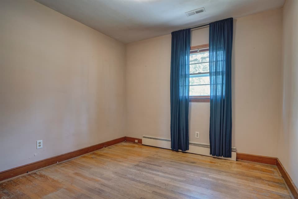 345 Overhill Road, photo 37 of 40