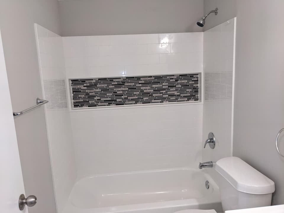 1370 Wall St, photo 18 of 38