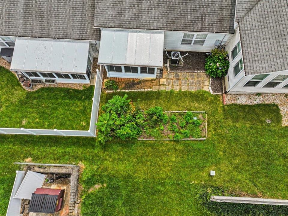 125 SE Jennifer Street, photo 25 of 27