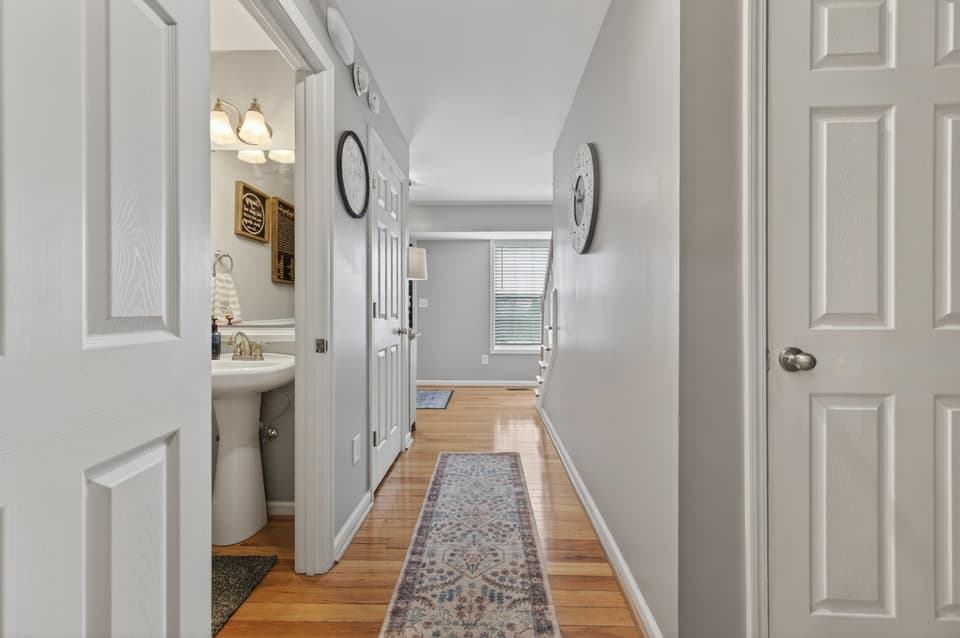1555 Diana Drive, photo 25 of 40