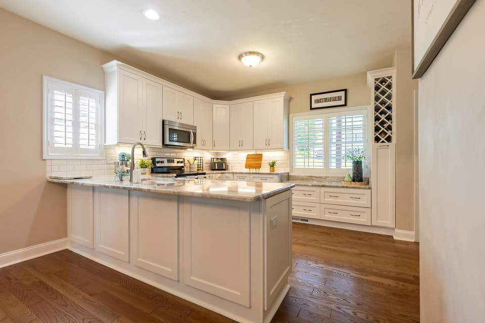 1136 Crosscreek Drive, photo 19 of 40