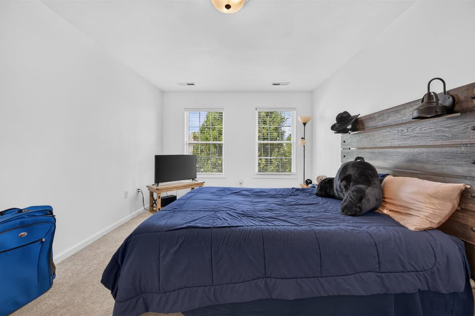 230 Chelsea Loop, photo 24 of 40